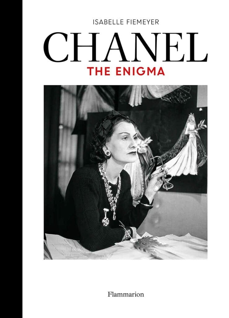 Bilde av New-mags - New-mags Boken Chanel - The Enigma - Lunehjem.no - Interiør På Nett