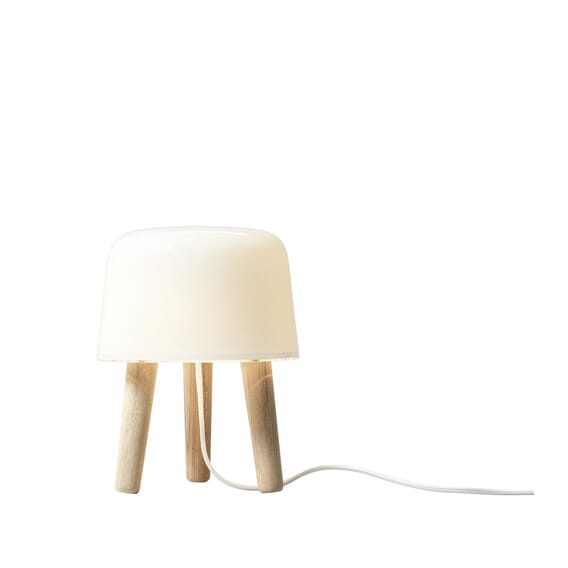 1-5 61604_MILK_lamp_1.jpg