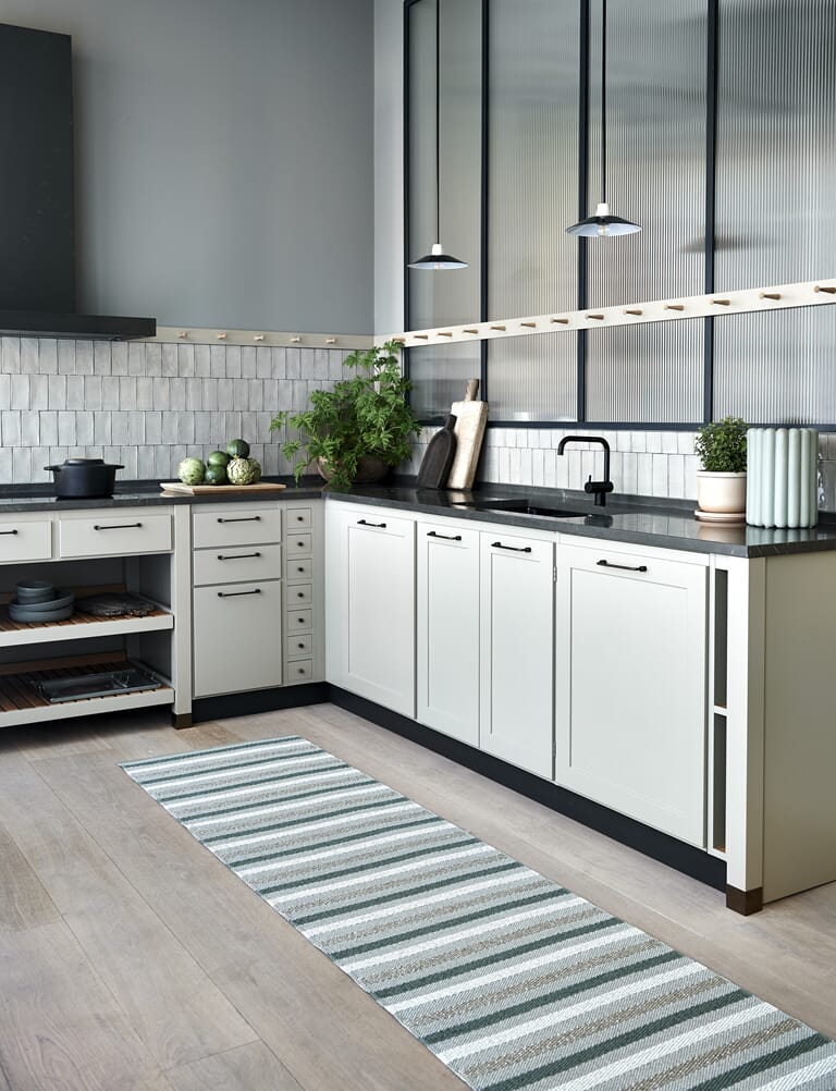 pappelina_grace_warm_grey_kitchen_creative.jpg