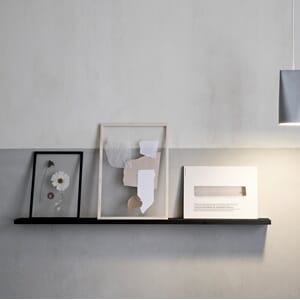 GS70BL_Rel MOEBE_Gallery-Shelf_IC_115cm_Black_Low-Res_01.jpg