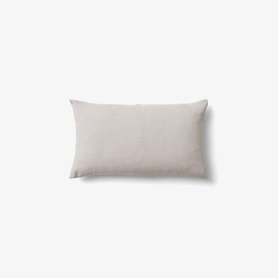 25010105 SC27_Tradition_Collect_Linen-Cushion_Cloud-1500x2000_1.jpg