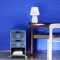 AC463-A908-AH66-01TV_Rel Passerelle_Desk_wb_lacquered_walnut_frame_and_edge_ink_black_powder_coated_crossbar_Rey_Chair_slate_blue_wb_lacquer_beech_Apo