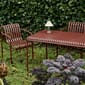 AA693-A377-AH17_Rel Palissade_Dining_Armchair_iron_red_Palissade_Table_L170xW90xH75_iron_red_Mousqueton_Portable_oyster_white.jpg