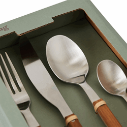 70s cutlery wood, set of 16 (2).png