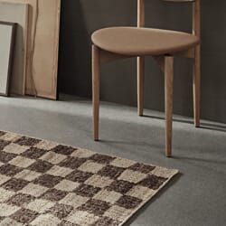fermLIVING_SS24_HermanDiningChairWood_NaturalOak_Tonus244_1104268900_1104269558_1104269577_01.jpg