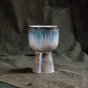 Retro flower pot glacier