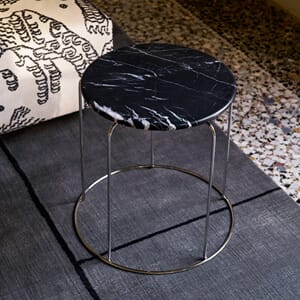 Marmortopp Nero Marquina til Wire VP11 Stol