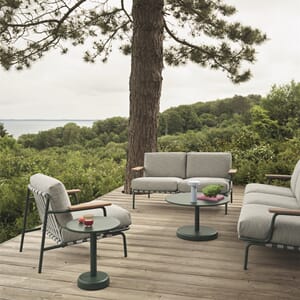 Settle-sofa-2-3-seater-lounge-chair-ribbed-weave-2-dark-green-linear-steel-coffee-dark-green-ease-portable-muuto-org.jpg
