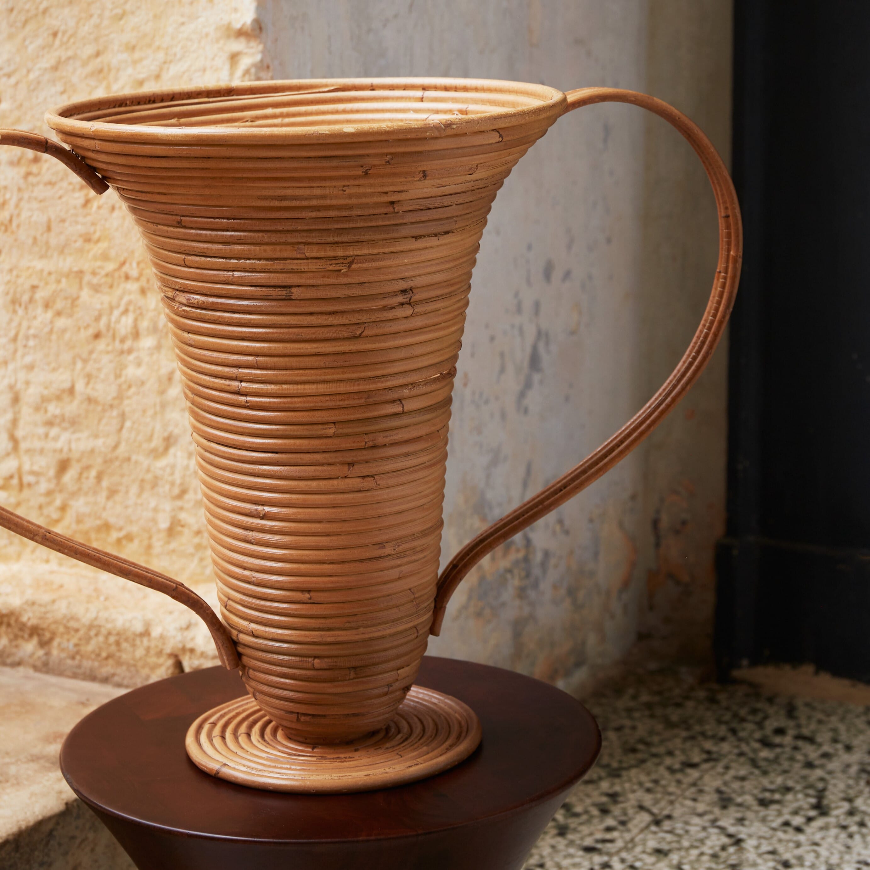 Ferm Living - Ferm Living Amphora Vase Natural Stained L - Lunehjem.no - Interiør på nett