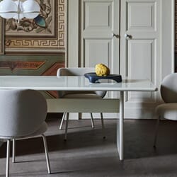 fermLIVING_SS23_RinkDiningTableLarge_1104266453_image_01.jpg