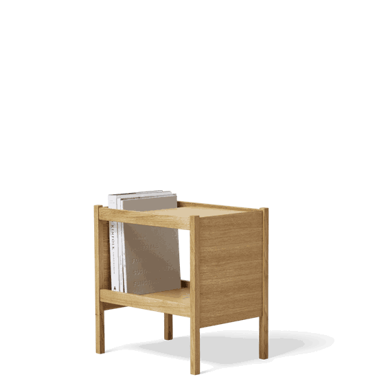 Form_and_Refine_Jounal-side-table_Oak_Perspective-magazines.png