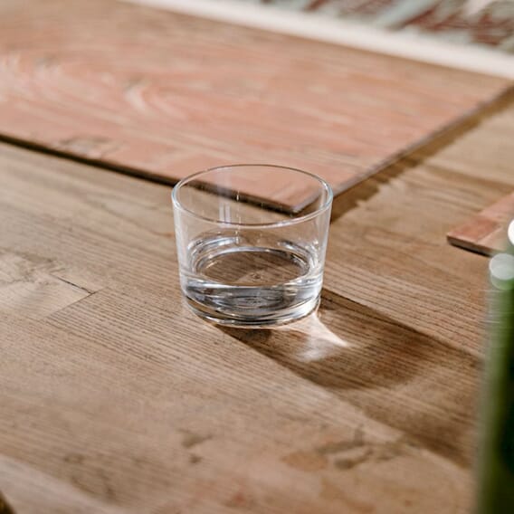 glass_910x910_imageslider_2.jpg