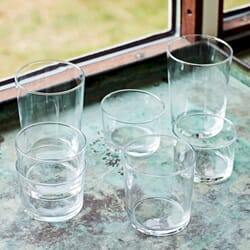 glass_910x910_imageslider_3 (1).jpg