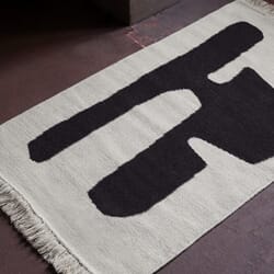 fermLIVING_SS23_KelimRugSmallLay_1104267421_image_01.jpg