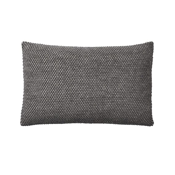 80225 Twine-cushion-dark-grey-50x80-Muuto-5000x5000-hi-res_1.jpg