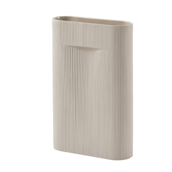 14142 Ridge-vase-beige-48-cm-Muuto-5000x5000-hi-res.jpg